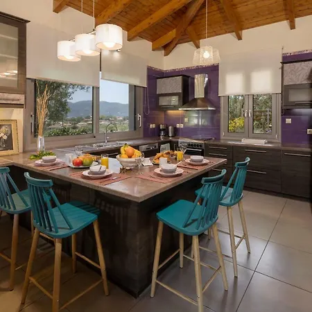 Annaset Villa *